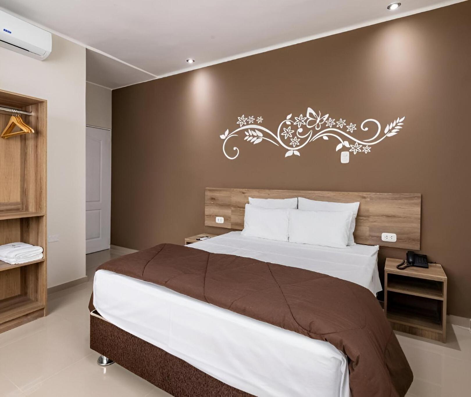 Hotel Solec פיורה מראה חיצוני תמונה